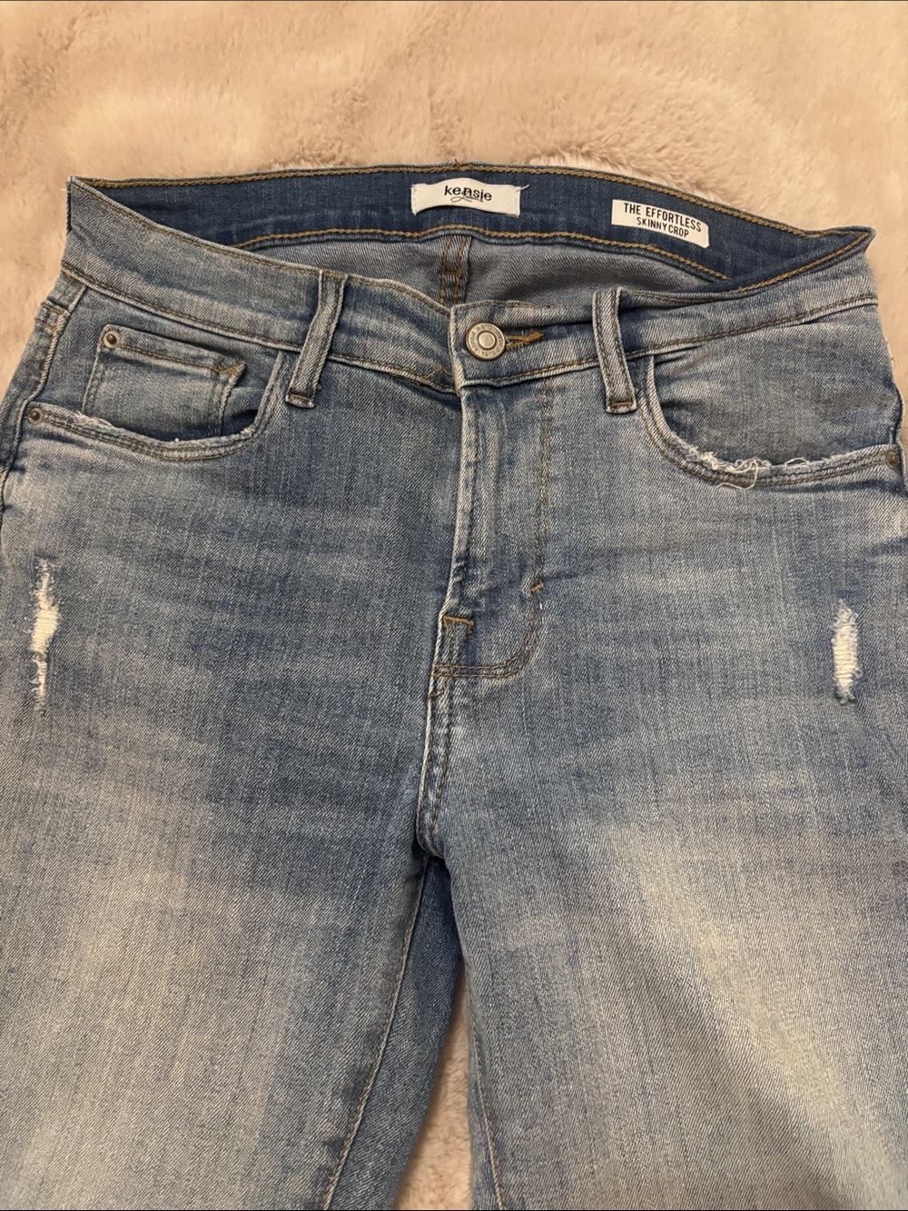 Kensie Light Wash Skinny Jeans with Subtle Distressing